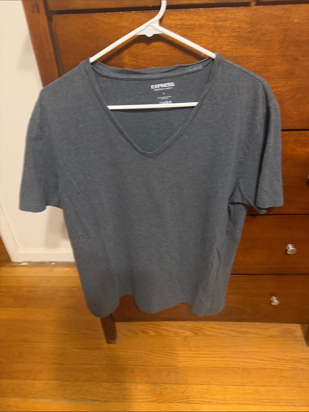 Express Men's Stretch V-Neck T-Shirt - Gray